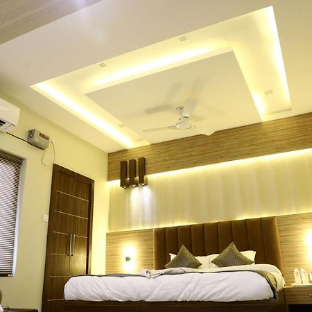 Hotel Santoor 바라나시 외부 사진