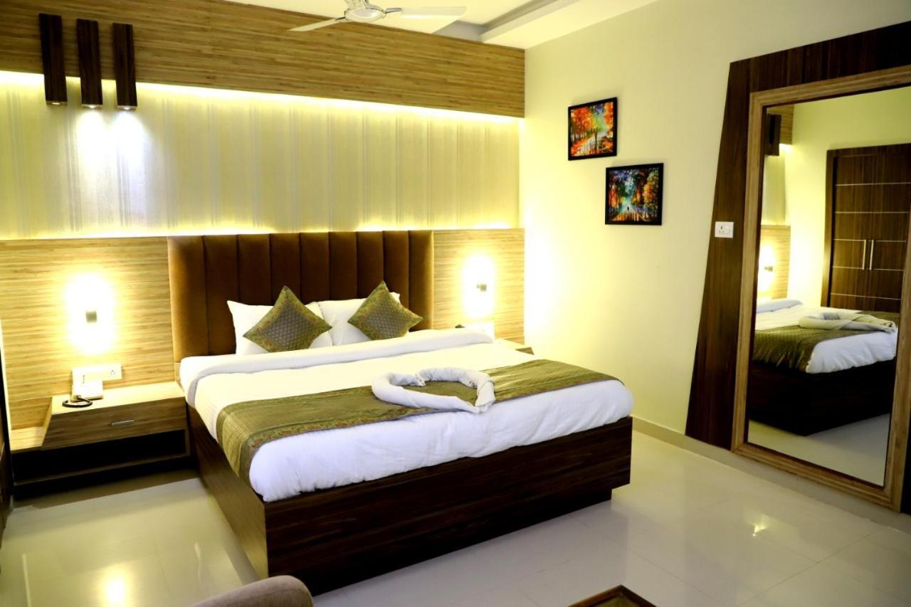 Hotel Santoor 바라나시 외부 사진