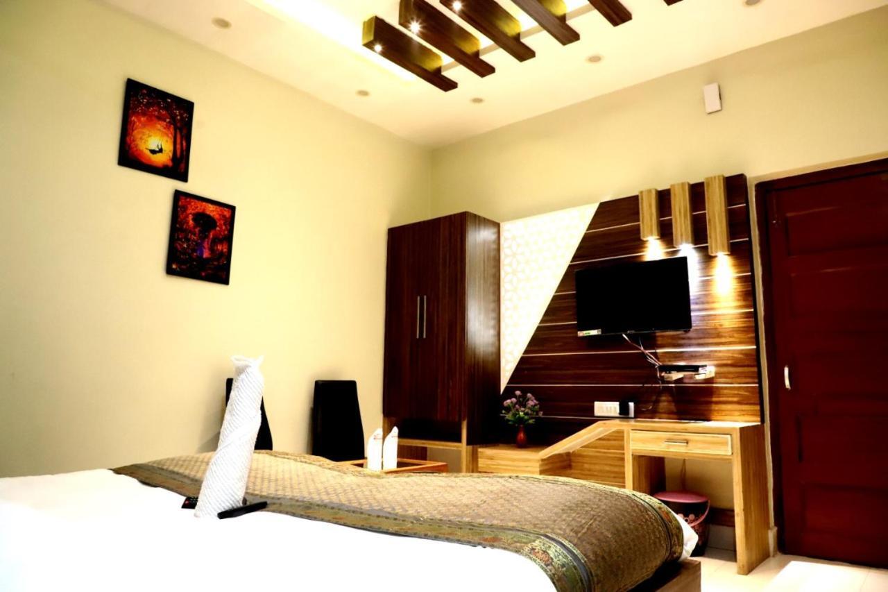 Hotel Santoor 바라나시 외부 사진