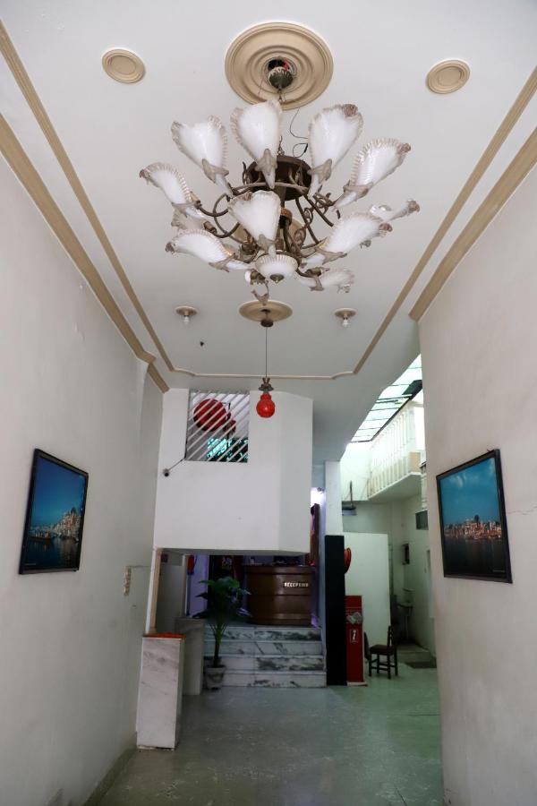 Hotel Santoor 바라나시 외부 사진