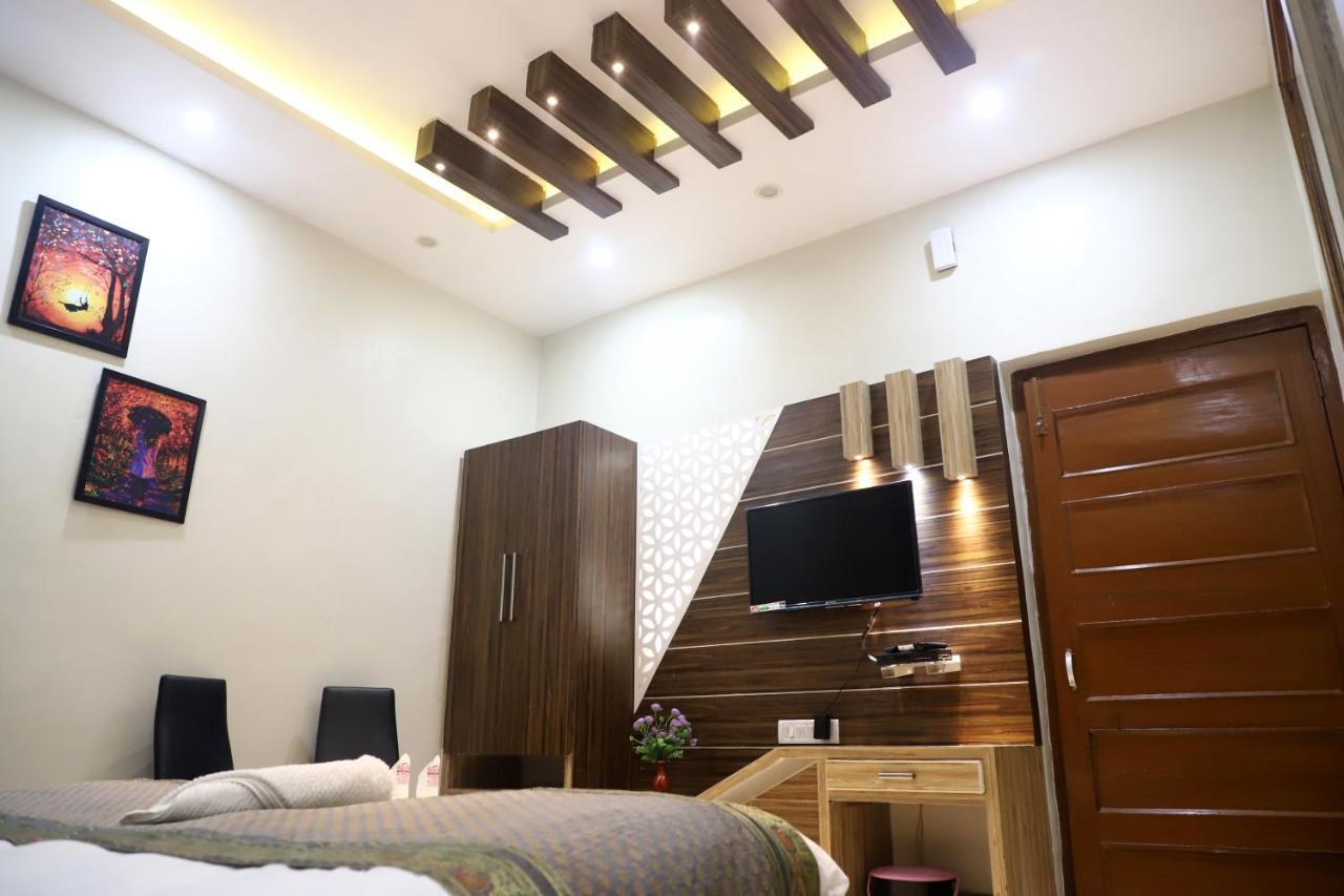 Hotel Santoor 바라나시 외부 사진